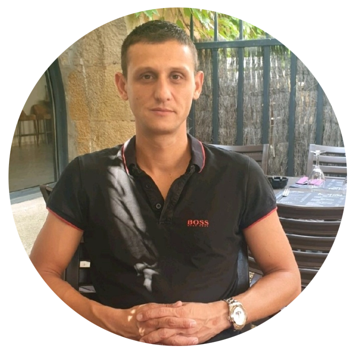 Photo de Gabriel, dirigeant de Focamat, Quincaillerie générale à Saint-Maximin (83)